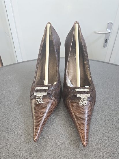 Picture of Damenschuh braun mit Steinchen Gr. 39