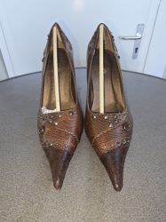 Picture of Damenschuh kaffeebraun mit Nieten