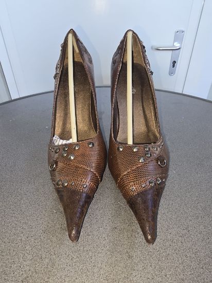 Picture of Damenschuh kaffeebraun mit Nieten Gr. 39