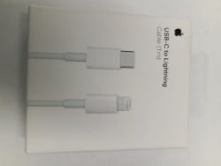 Bild von Apple USB C - Lightning Kabel