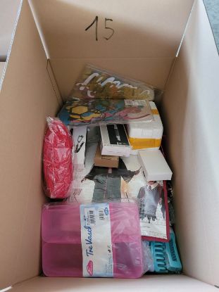 Bild von Karton mit Mixwaren A B C Nr. 15