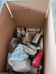 Picture of Karton mit Mixwaren A B C Nr. 17