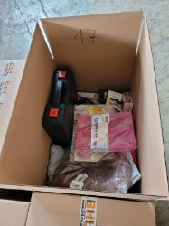 Picture of Karton mit Mixwaren A B C Nr. 17