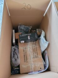 Picture of Karton mit Mixwaren A B C Nr. 20