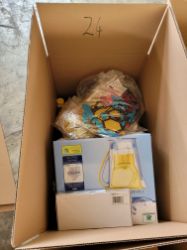 Picture of Karton mit Mixwaren A B C Nr. 24