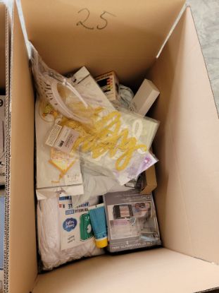 Bild von Karton mit Mixwaren A B C Nr. 25