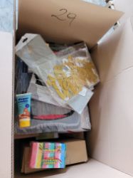 Picture of Karton mit Mixwaren A B C Nr. 29
