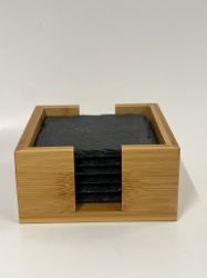 Bild von sechs quadratischen Schiefer-Untersetzern