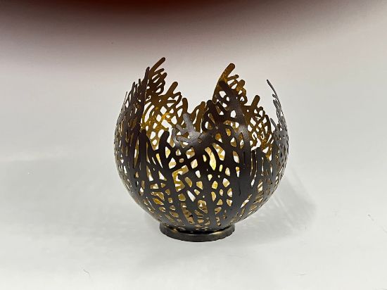 Bild von Elegantes bauchiges Deko-Windlicht aus Aluminium