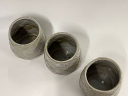 Bild von Set aus drei bauchigen Keramik-Übertöpfen