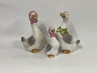 Picture of Set aus drei niedlichen Keramik-Gänsen
