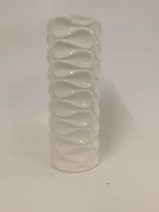 Picture of Zeitlose weiße Keramikvase mit Wellenrelief