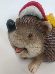 Picture of Dekorative Igel-Figur mit Pilz und Herbstlaub