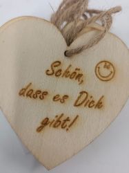 Bild von Charmante Holzherz-Anhänger