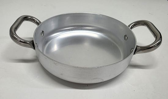 Bild von professionelle Servier- oder Schmorpfanne